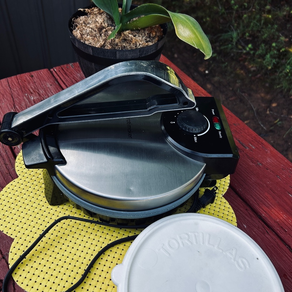 Rotimaker Naan bread, flour tortillas maker